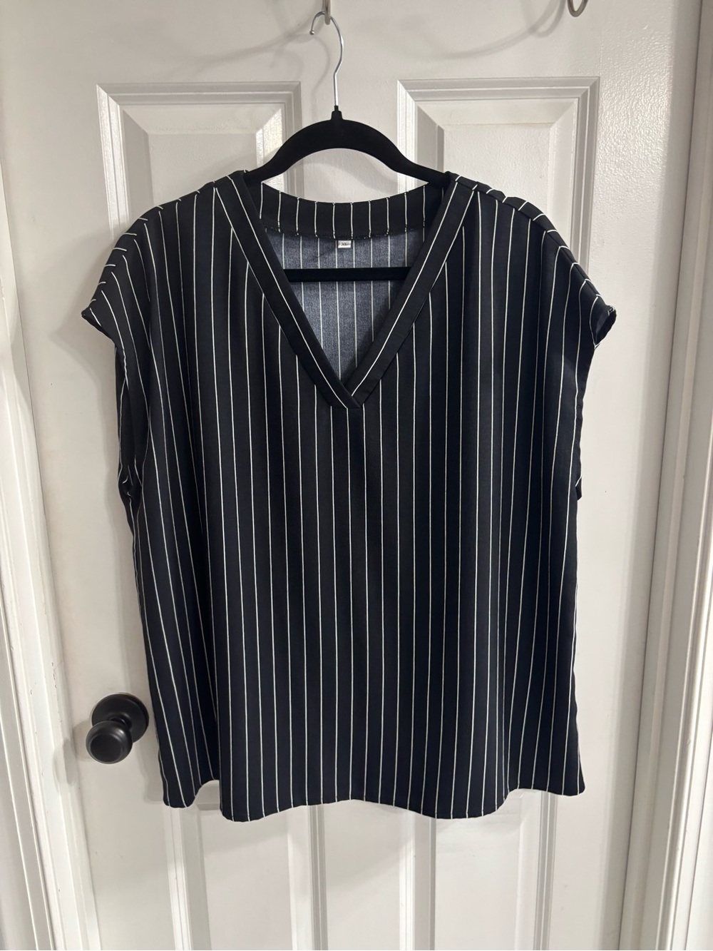 V-Neck Cap Sleeve Stripe Blouse - Black/White